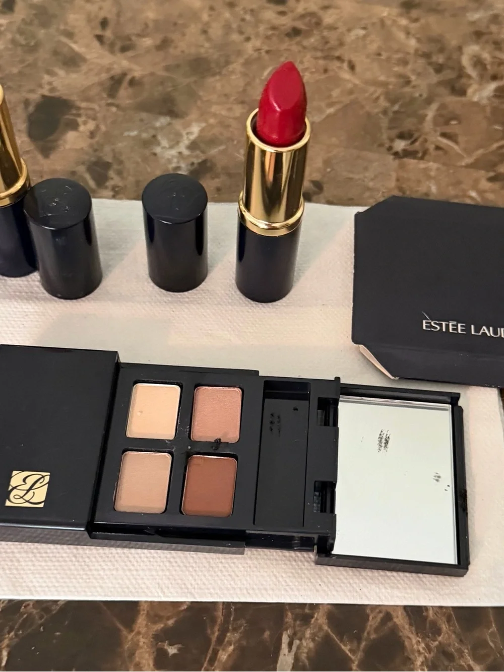 Estee Lauder Pink & Red Lipstick Duo with Neutral Eyeshadow Quad